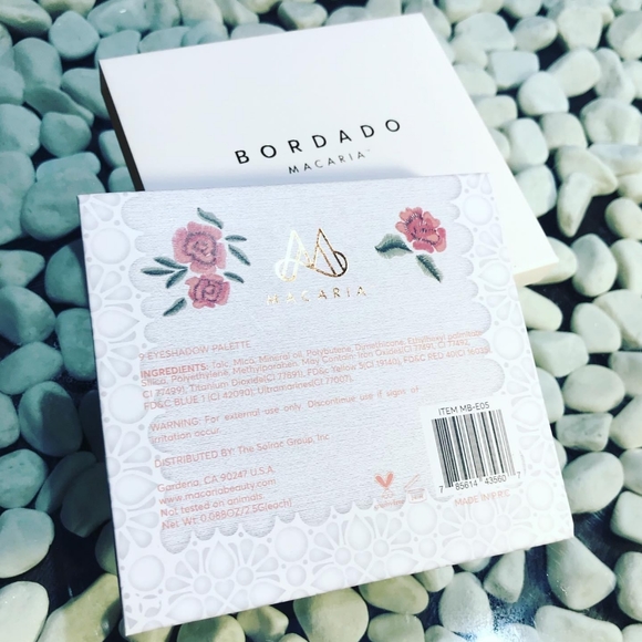 Eyeshadow palette by Macaria - Picture 5 of 5